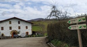 Santamas Krosa, Iturbide @ Garibai, Iturbide Egoitza